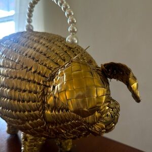 ✨ Unique Golden Pig Basket ✨